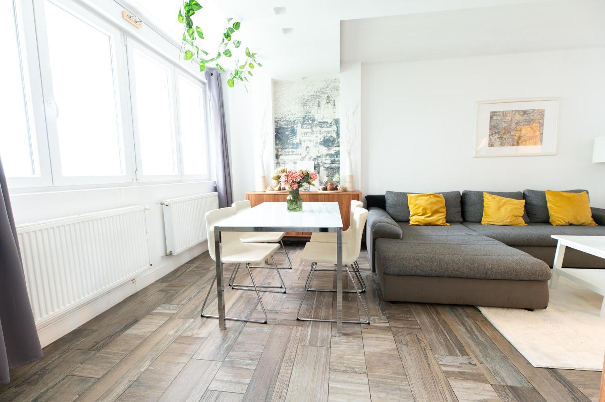 Superb Location & Chic Suite W' 2Bedroom 부다페스트 외부 사진